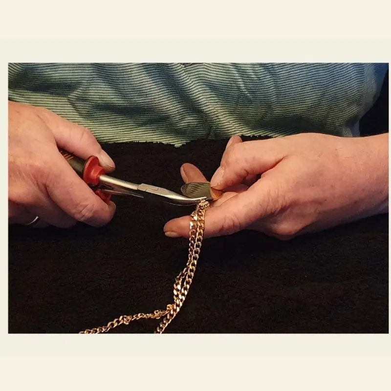 Sleutelhanger met letters Titanium